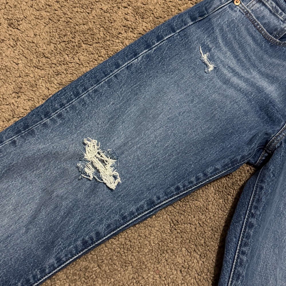 Levi’s 501 Skinny Distressed Jean-Tagged 26x30 Wmns size-Med Wash-99 Cotton-EUC - Picture 6 of 15